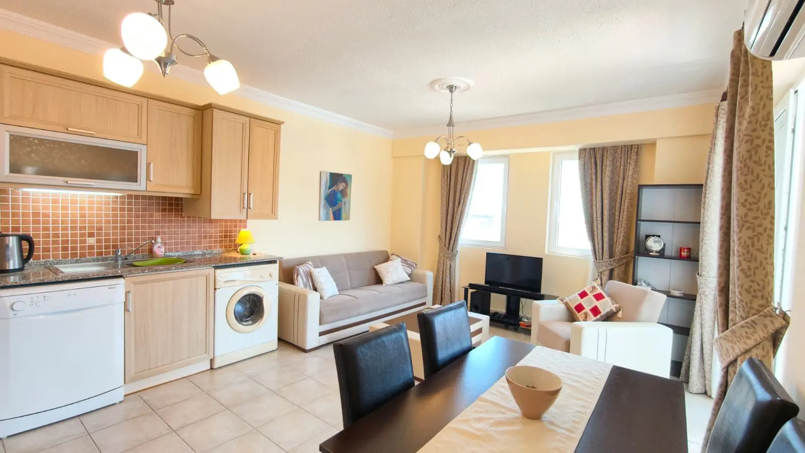 Fitted kitchen